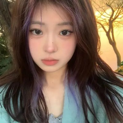 飘动的红丝带